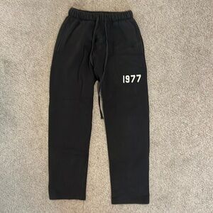 Essentials Fear of God Relaxed Sweat Pants